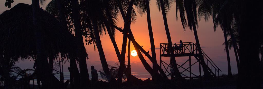 Clandestino Beach Resort Parrita Eksteriør bilde